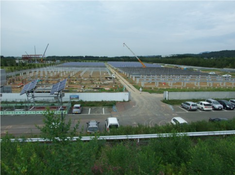 阿賀野市新潟東部太陽光発電所を記念して、オープニングイベントを開催